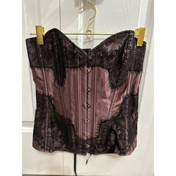 Adore me purple and black lace corset and panties - Picture 1 of 5